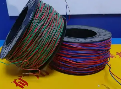 翁源放炮线的主要材质有哪些？不同材质的适用场景有何区别？